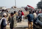 हाईवे पर ट्रैक्टर-ट्राली पलटी, आधे घंटे जाम रहा हाइवे, बड़ा हदसा टला
