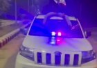 बरेली में ट्रैफिक नियमों की उड़ाई धज्जियां, कार में पुलिस की लाइट और हूटर लगाकर बनाई रील, आप भी देखें जलवा...