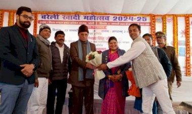 मंडलीय खादी ग्राम उद्योग प्रदर्शनी का शुभारंभ, योगी सरकार में प्रदेश में उद्योग धंधे का विकास हो रहा है बोले- मंत्री धर्मपाल