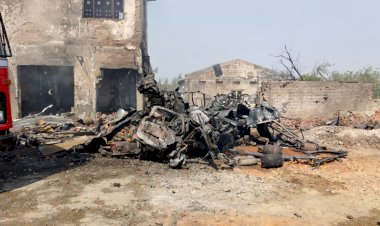 Breaking : बरेली में गैस एजेंसी में भीषण धमाके, 400 सिलेंडरों में विस्फोट से दहशत