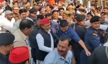 अखिलेश यादव का बरेली पहुँचे पर जोरदार हुआ स्वागत