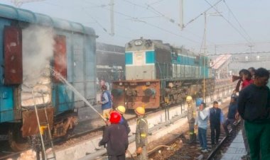 बरेली जंक्शन पर मौत का तांडव टला: मालगाड़ी के डिब्बे से उठी आग की लपटें, मची चीख-पुकार!