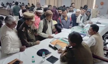 मेरठ में समाधान दिवस: SSP डॉ. विपिन ताडा का कड़ा रुख, थाना प्रभारियों को कार्यशैली सुधारने के निर्देश