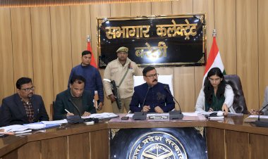 छात्रवृत्ति फंसी तो भविष्य अटका