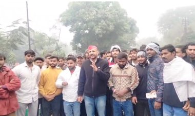 SIR के नाम पर वोट काटने का आरोप, मेरठ में लोकतंत्र पर संकट की आहट