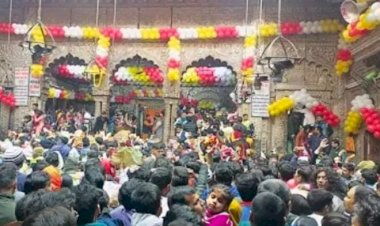 बांकेबिहारी मंदिर में भीड़ बेकाबू, श्रद्धालु परेशान