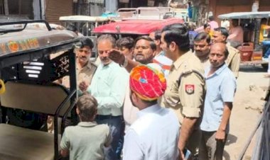 जाम में फंसे अफसर और बेबस होती व्यवस्था