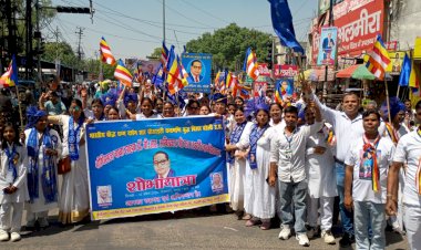 अंबेडकर जयंती पर भव्य शोभायात्रा