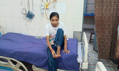 रसोई में काम कर रही युवती को सांप ने डसा, जिला अस्पताल में भर्ती