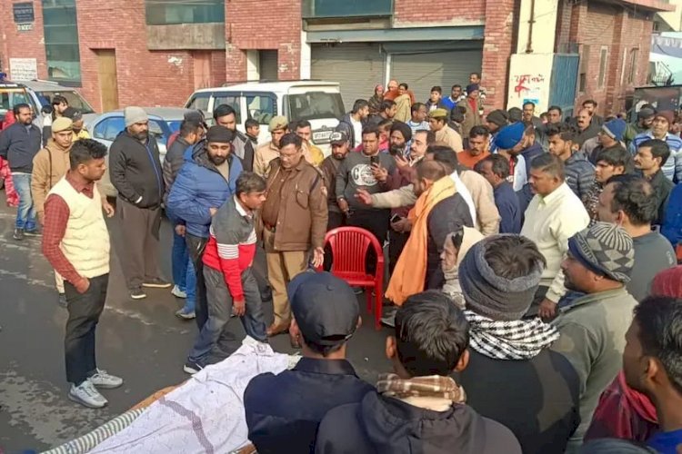 मामूली विवाद में बुजुर्ग की पीट-पीटकर हत्या, दो समुदायों के बीच तनाव, पुलिस ने संभाला मोर्चा...