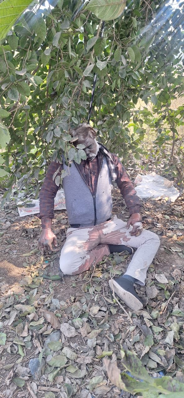हत्या या हादसा?: रेलवे कर्मचारी का मिला शव, पुलिस जुटी सुराग तलाशने में