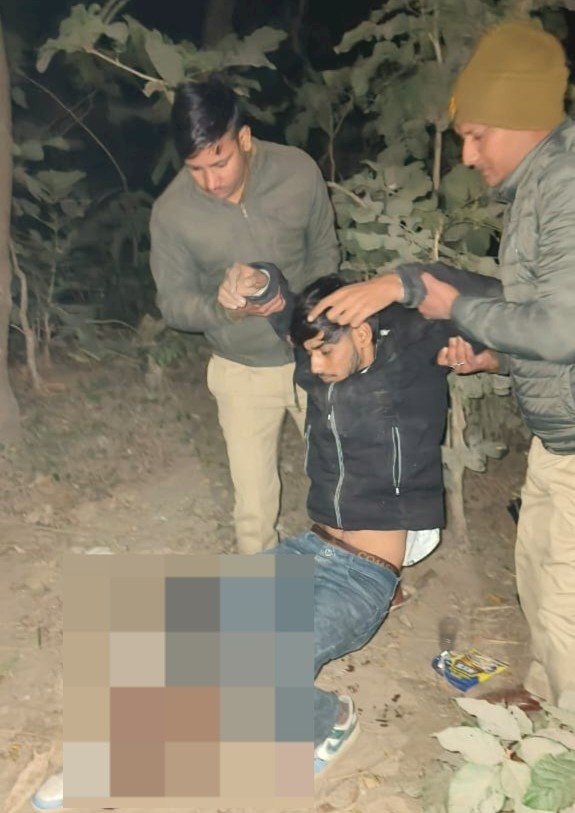 फायरिंग में शामिल तीन वांछित आरोपी मुठभेड़ के बाद गिरफ्तार