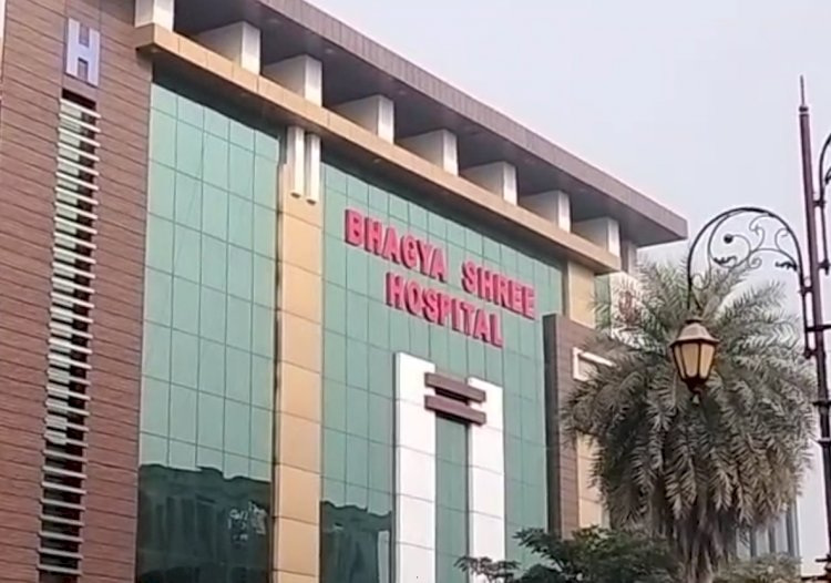 स्टोरी मेरठ: ढाई साल के बच्चे के आंख के पास लगी चोट , डॉक्टर पर फेवीक्विक से चिपकने का आरोप