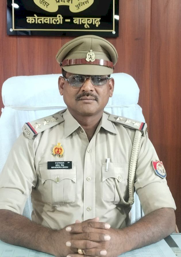 वर्दी पर लगा रिश्वत का दाग