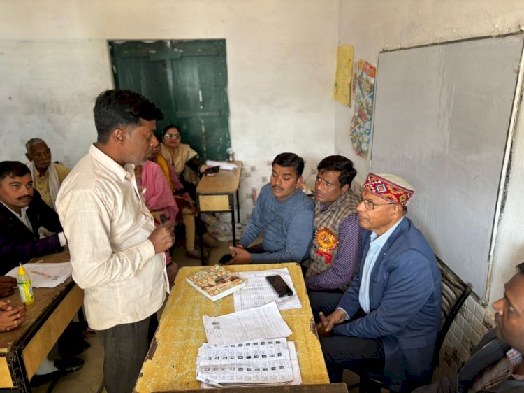 मतदाता जोड़ने सड़क पर उतरे विधायक