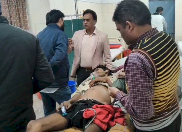 झोलाछाप के गलत इलाज से युवक की हालत गंभीर