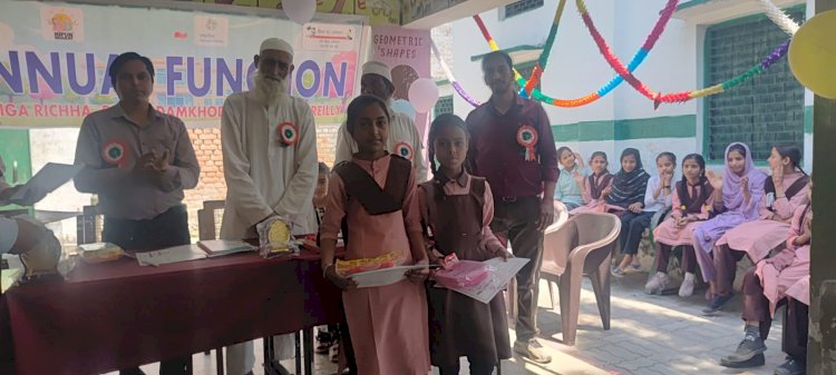 सम्मान से खिल उठे नौनिहालों के चेहरे