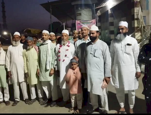 हज के मुकद्दस सफर पर रवाना हुए इरशाद अहमद