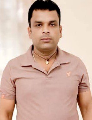 बिजली के खंभे में उतरे करंट से युवक की मौत