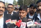 वादा खिलाफी के विरोध में अधिवक्ताओं का फ्लैग मार्च, CO सर्किल सेकेंड के खिलाफ नारेबाजी