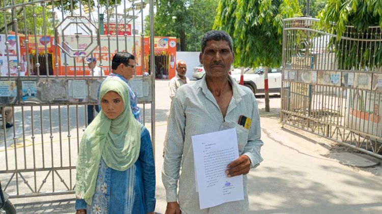 बरेली: कम राशन देने की शिकायत करने पर भड़के कोटेदार ने दी धमकी